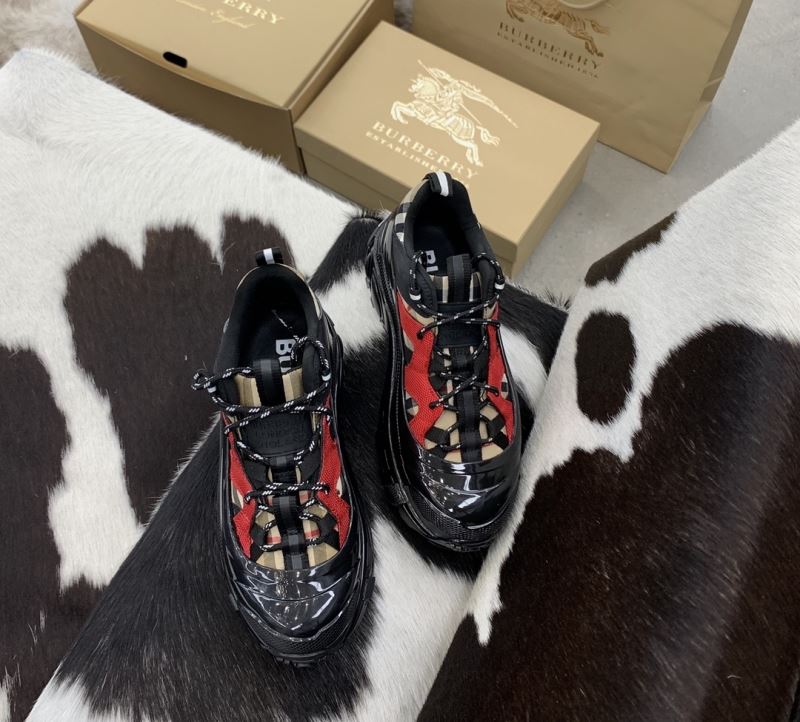 Burberry Low Shoes